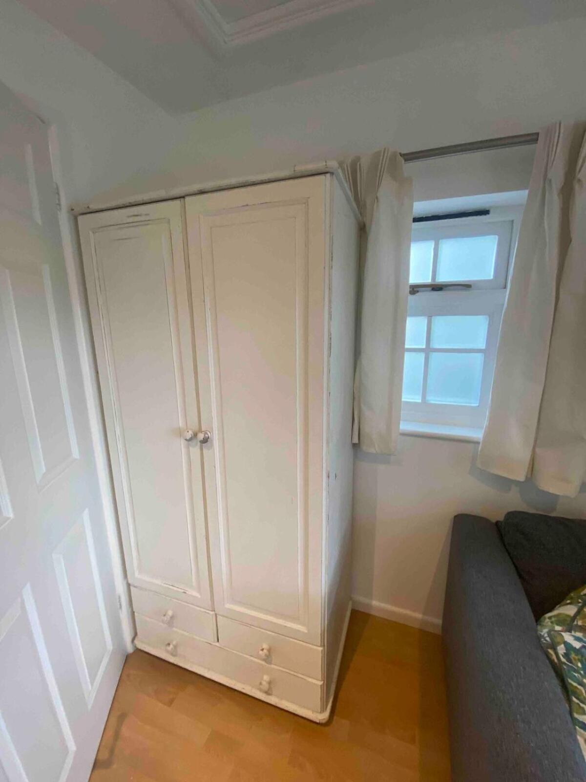 Private Entry Guesthouse Hideaway Hordle Экстерьер фото